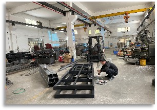 Mechanical production workshop 